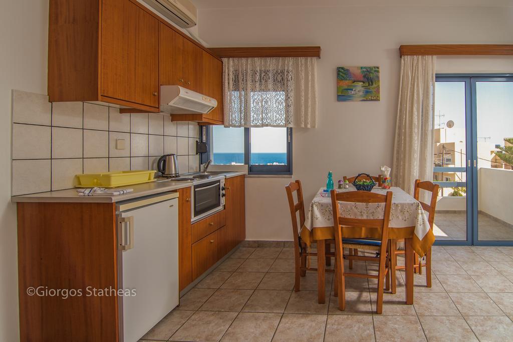 Roula Apartments Palaiochora Luaran gambar