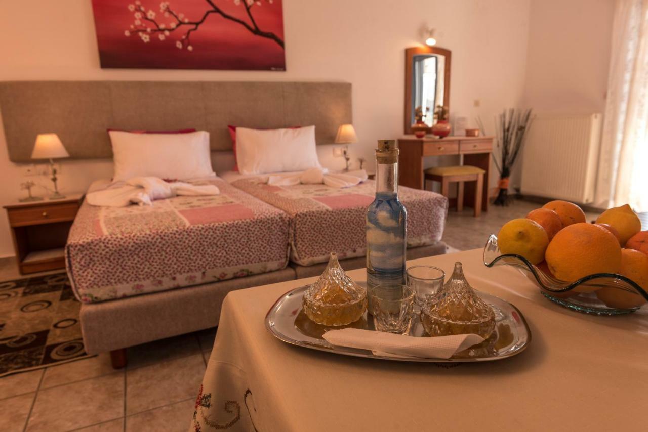 Roula Apartments Palaiochora Luaran gambar
