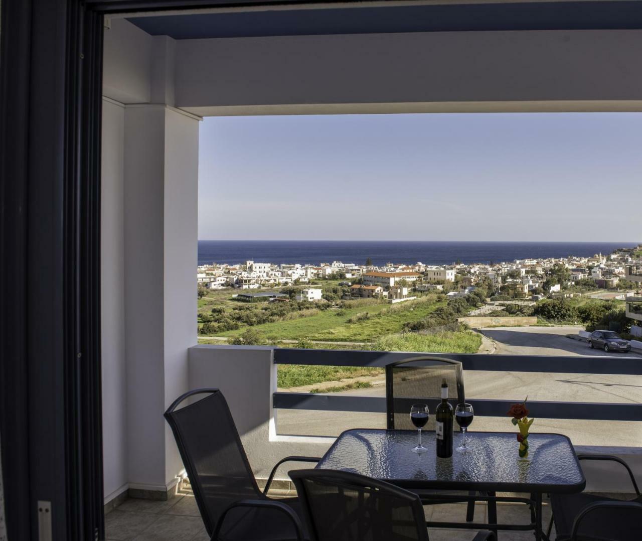 Roula Apartments Palaiochora Luaran gambar